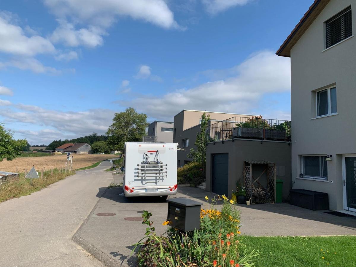 C&C Motorhome/Rv/Caravan/Van Park La Sonnaz Exterior foto